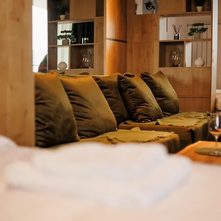 Grey Nest - Luxury In Planet Residence, Apartment